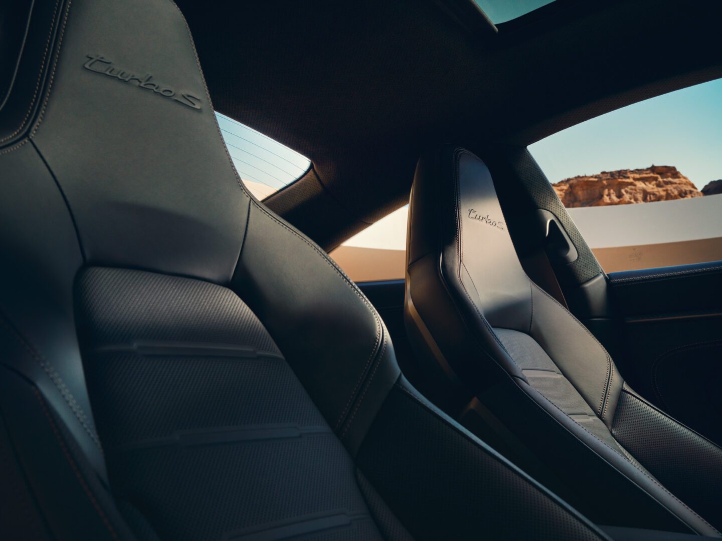 CZ26W10OD0008_4zu3_low